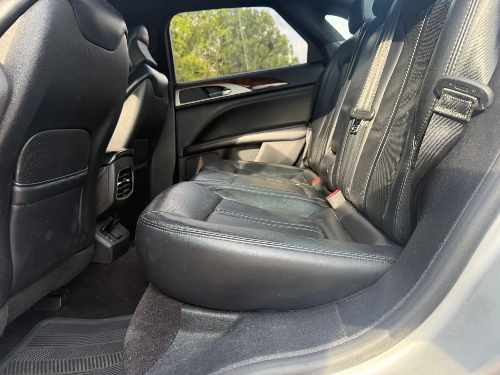 Used 2017 Lincoln MKZ Reserve FWD image 23