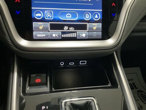 Used 2023 Subaru Outback Limited image 39