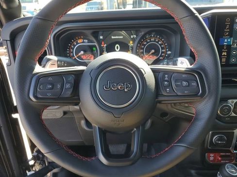 New 2026 Jeep Wrangler Unlimited Rubicon 392 image 22