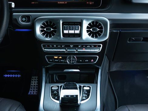 Used 2024 Mercedes-Benz G 550 image 31