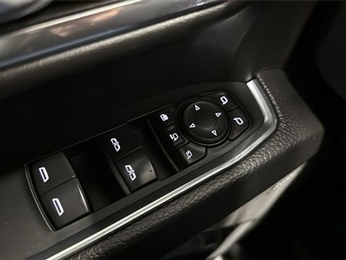 Used 2024 GMC Sierra 3500 Denali image 23