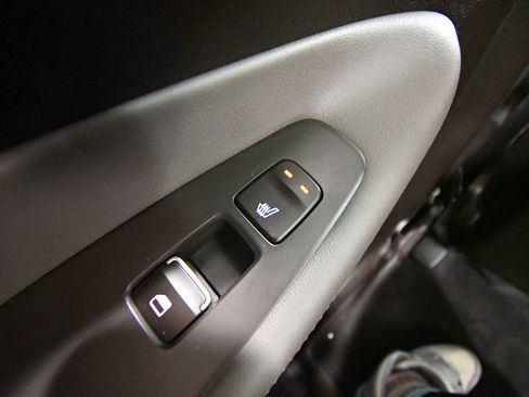 Used 2020 Hyundai Santa Fe Limited AWD/4WD image 18