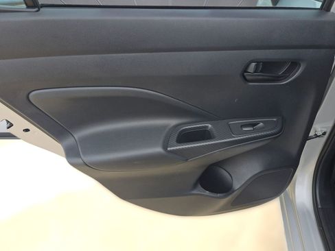 Used 2021 Nissan Versa S image 24