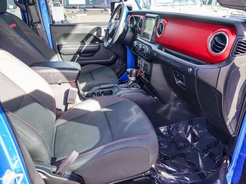 Certified 2021 Jeep Wrangler Unlimited Rubicon w/ Xtreme Recon 35" Tire Package image 15