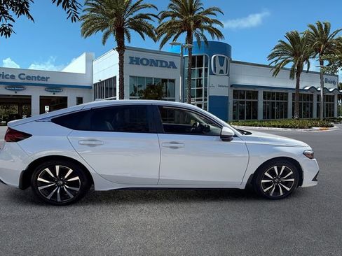 Used 2023 Honda Civic EX-L image 9
