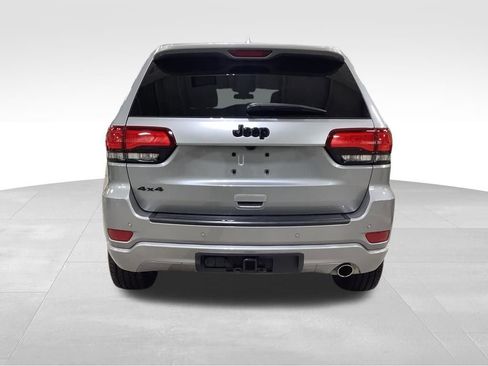 Used 2021 Jeep Grand Cherokee Laredo X image 8