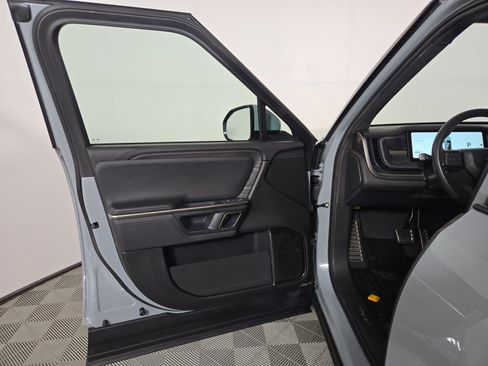 Used 2023 Rivian R1S Adventure Quad AWD/4WD image 16