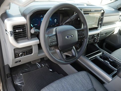 New 2026 Ford F350 XLT w/ XLT Premium Package AWD/4WD image 11