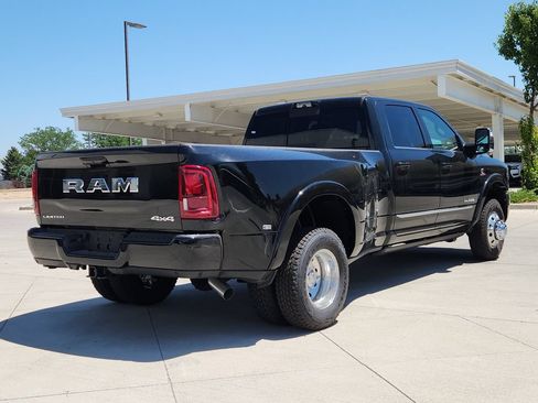 New 2026 RAM 3500 Limited AWD/4WD image 3