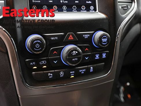 Used 2018 Jeep Grand Cherokee Laredo RWD image 19