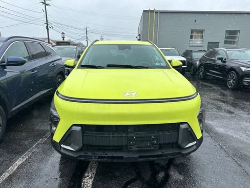 Certified 2025 Hyundai Kona SEL AWD/4WD image 2