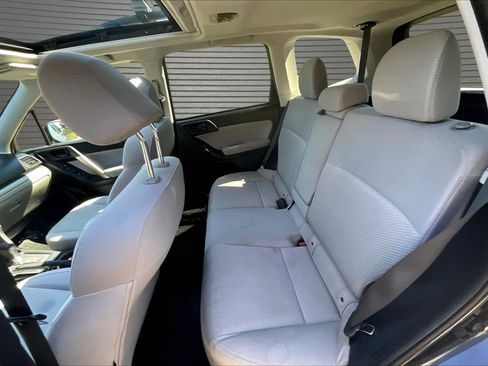 Used 2015 Subaru Forester 2.5i Premium image 21
