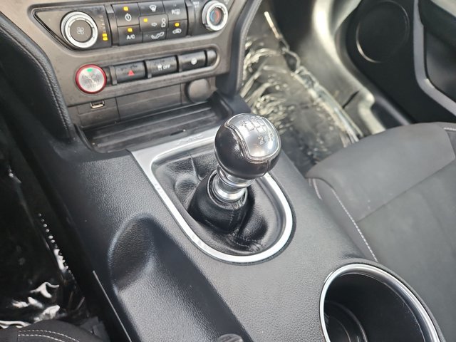 Used 2021 Ford Mustang GT RWD image 12