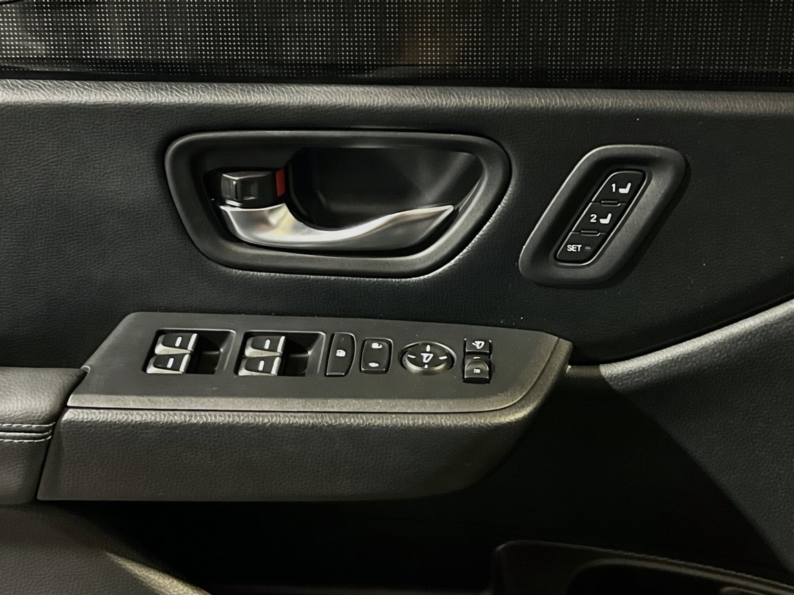 Used 2023 Honda Pilot Elite image 14