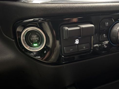 Used 2023 Chevrolet Silverado 1500 LTZ image 16