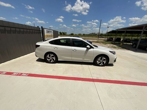 Used 2025 Subaru Legacy Premium AWD/4WD image 4