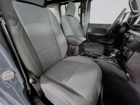 Used 2024 Jeep Wrangler Sahara w/ Dual Top Group image 27