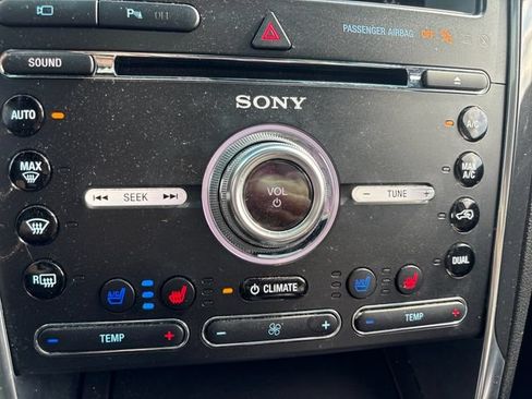 Used 2017 Ford Explorer Sport w/ Equipment Group 401A AWD/4WD image 23
