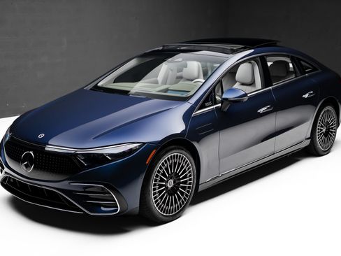 Used 2022 Mercedes-Benz EQS 580 4MATIC Sedan image 5