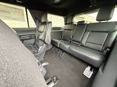 New 2026 Ford Expedition Tremor image 27