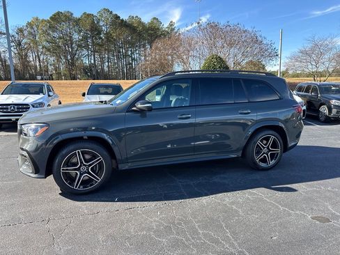 New 2026 Mercedes-Benz GLS 450 4MATIC image 4