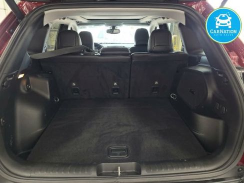 Used 2019 Jeep Cherokee Limited AWD/4WD image 10