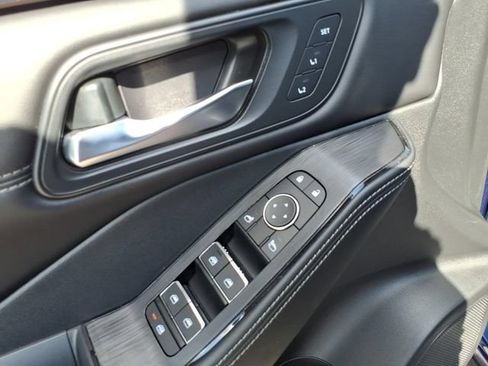 Certified 2023 Nissan Rogue SL w/ SL Premium Package FWD image 18