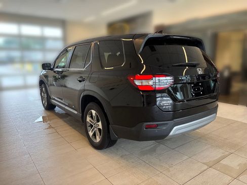 Certified 2025 Honda Pilot EX-L image 2