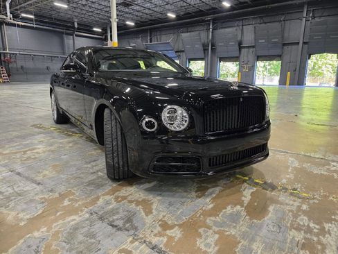 Used 2017 Bentley Mulsanne RWD image 15