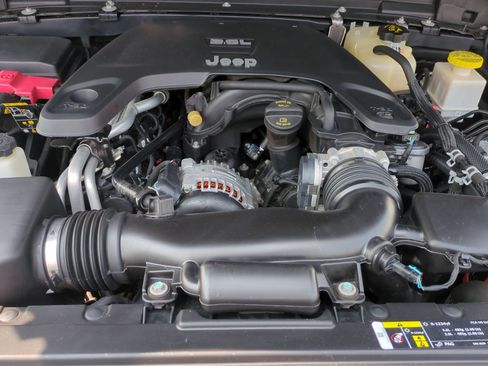 Used 2020 Jeep Gladiator Rubicon image 30