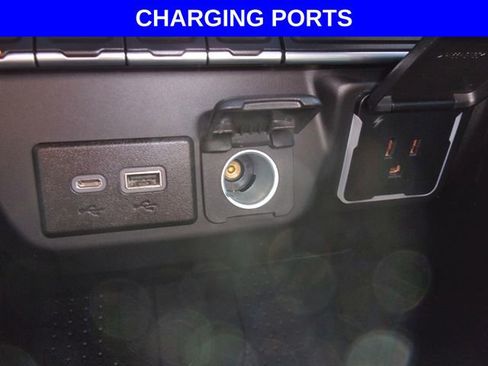 Used 2023 Chevrolet Silverado 1500 Custom image 7