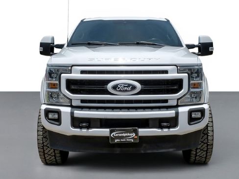 Used 2022 Ford F250 Lariat w/ Lariat Value Package AWD/4WD image 3