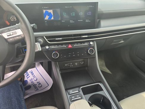 Used 2024 Hyundai Sonata SEL FWD image 8