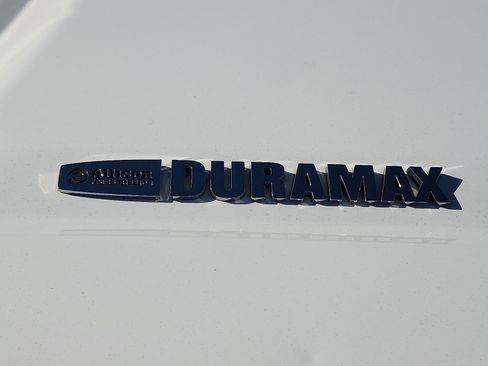 Used 2015 GMC Sierra 2500 Denali w/ Duramax Plus Package image 8