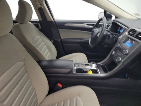 Used 2018 Ford Fusion S image 21