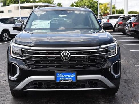 New 2026 Volkswagen Atlas Peak Edition AWD/4WD image 4