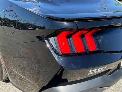 Used 2024 Ford Mustang GT Premium RWD image 31
