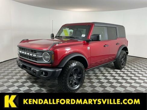 New 2025 Ford Bronco Big Bend w/ Black Diamond Package AWD/4WD image 1