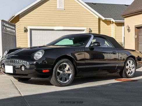 Used 2002 Ford Thunderbird Deluxe image 22