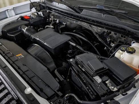 Used 2022 Chevrolet Silverado 2500 LT w/ Convenience Package image 48