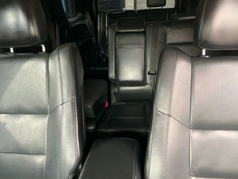 Used 2015 Dodge Durango Limited w/ Nav & Power Liftgate Group image 8