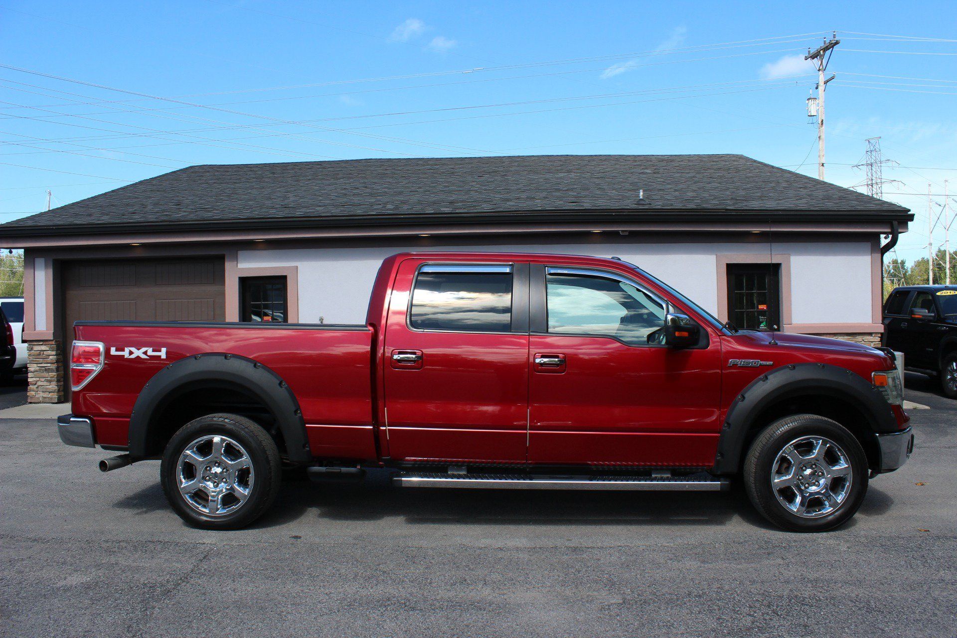 Used 2014 Ford F150 Lariat w/ Equipment Group 502A Luxury AWD/4WD image 3
