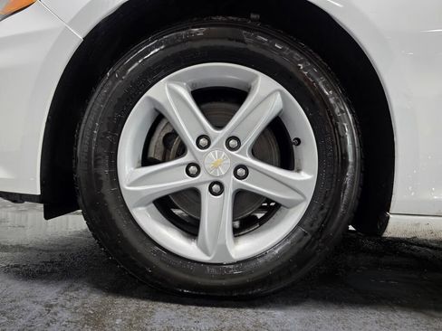 Used 2023 Chevrolet Malibu LS w/ Driver Confidence Package FWD image 5