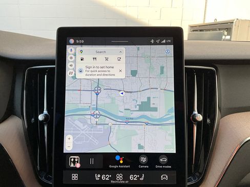 New 2026 Volvo XC60 B5 Plus w/ Protection Package Premier image 20