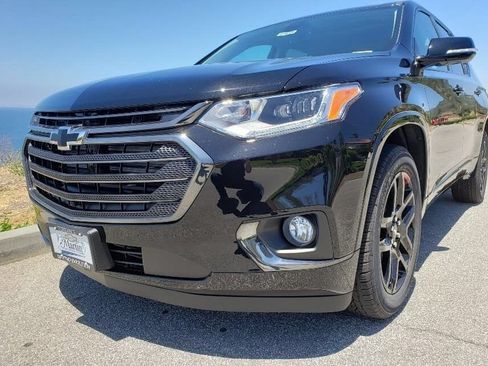 Used 2019 Chevrolet Traverse Premier w/ Redline Edition AWD/4WD image 1