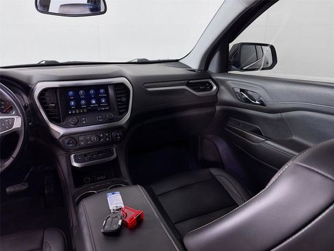 Used 2020 GMC Acadia SLT image 23