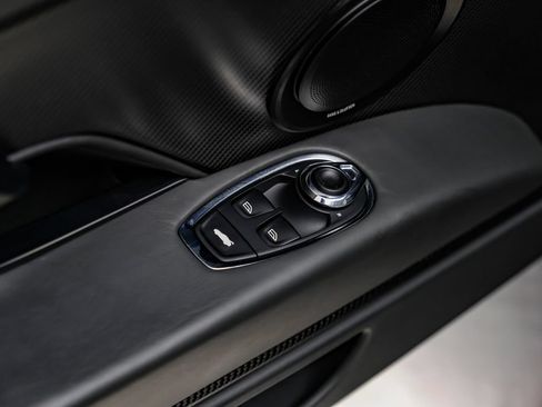 Used 2020 Aston Martin DB11 AMR RWD image 60