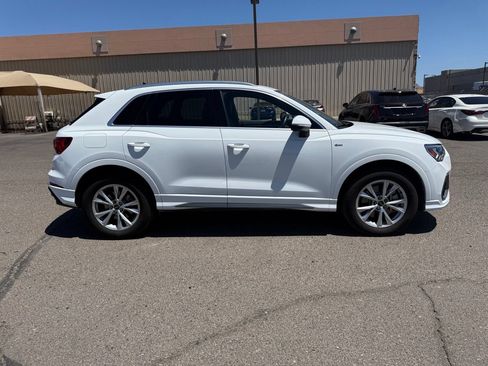 Used 2025 Audi Q3 2.0T Premium AWD/4WD image 4