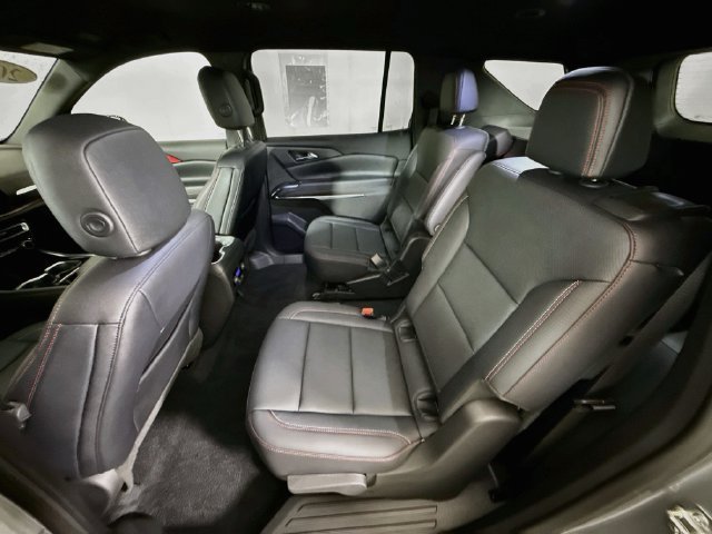 Used 2026 Chevrolet Traverse Z71 w/ Driver Confidence Package AWD/4WD image 24