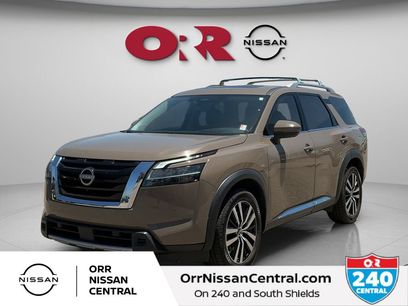 Used 2023 Nissan Pathfinder Platinum w/ Lighting Package (N92)